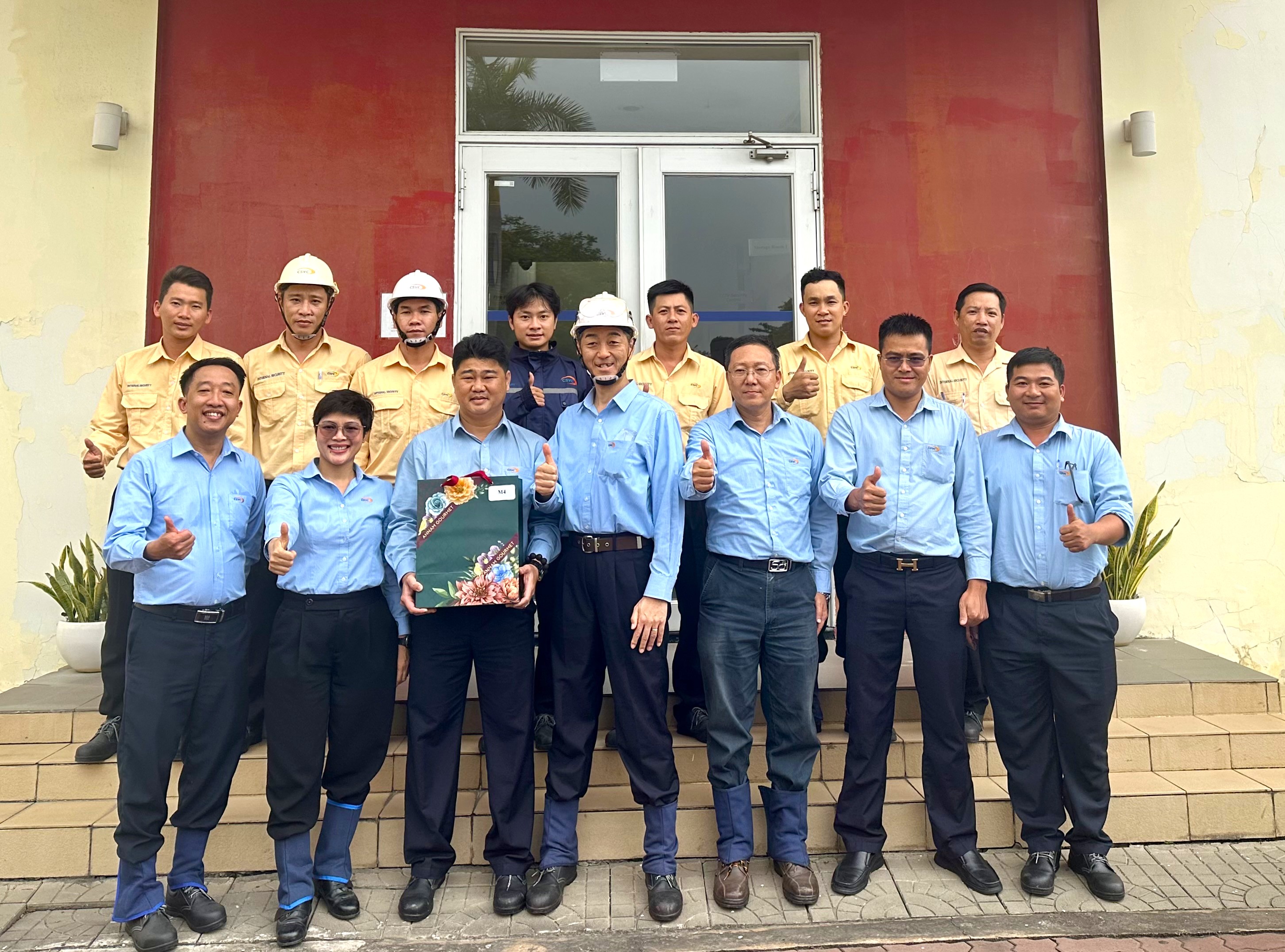 CSVC’S MANAGEMENT BOARD VISITS EMPLOYEES FOR LUNAR NEW YEAR